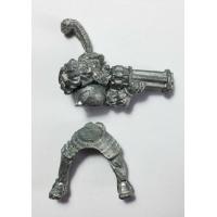 Pistolier with Repeating Handgun - Classic