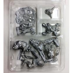 Troll VS Dwarf Troll Slayer - Staff Exclusive Miniature - Christmas 2004